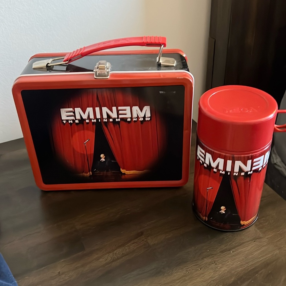 Eminem (The Eminem Show) Lunchbox includes Thermos